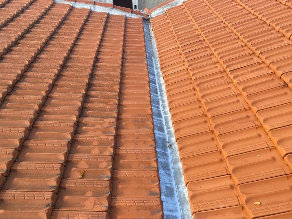 Solins, noues et abergements de cheminée